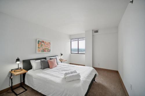 Pp 2312 Modern Corporate 1br, Pool, Gym in Harrisburg, USA
