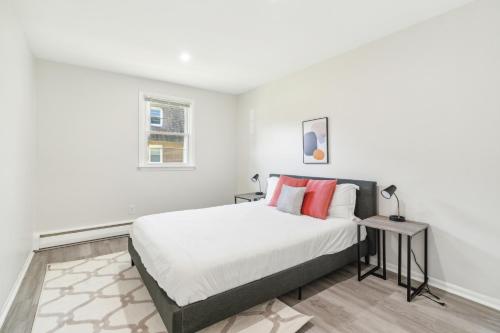 Pine Brook 1218 I Cozy & Comfy I Free Parking in Newark, USA