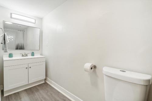 Pine Brook 1218 I Cozy & Comfy I Free Parking in Newark, USA