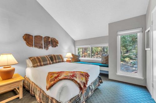 Carnelian Bay 2BR + Loft Near Beach & Trails Carnelian Bay 2BR + Loft Near Beach & Trails