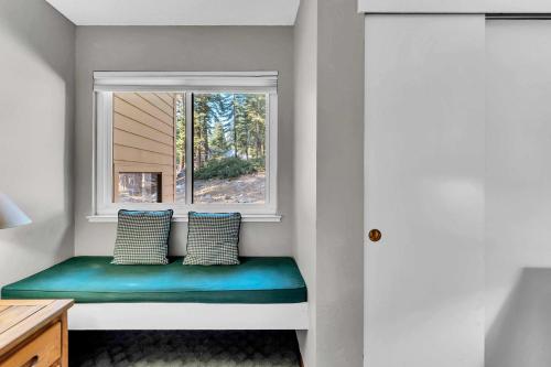 Carnelian Bay 2BR + Loft Near Beach & Trails Carnelian Bay 2BR + Loft Near Beach & Trails