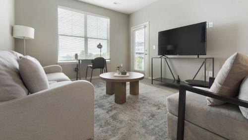 Landing at The Parq at Chesterfield - 2 Bedrooms in Chesterfield in Chesterfield, USA