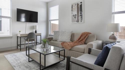 Landing at Chaparral Ranch - 1 Bedroom in Chisholm Trail Ranch in Fort Worth, USA