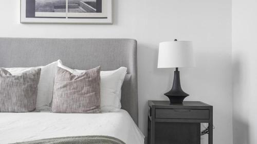 Landing at The Haywood - 2 Bedrooms in Slaughter Creek in Austin, USA