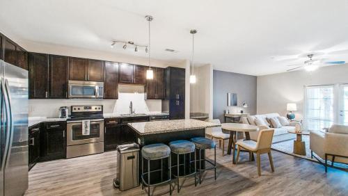 Landing at Simmons Park - 1 Bedroom in Cainhoy in Charleston, USA