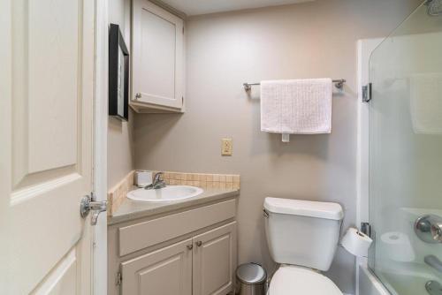 Landing at The Hive - 2 Bedrooms in Mid City North in Baton Rouge, USA