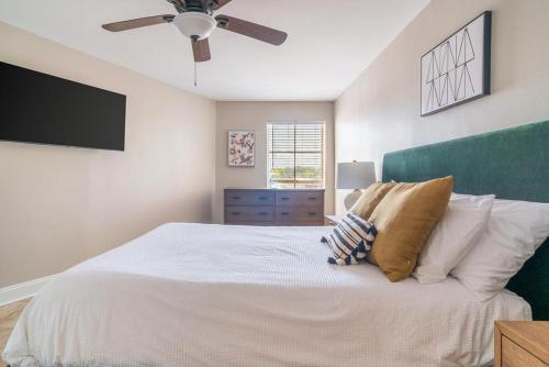 Landing at The Hive - 2 Bedrooms in Mid City North in Baton Rouge, USA