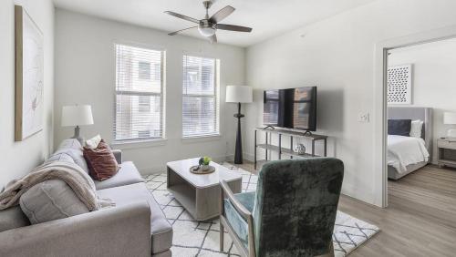 Landing at The Standard River District - 2 Bedrooms in River District in Fort Worth, USA