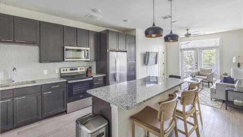 Landing at The Standard River District - 2 Bedrooms in River District in Fort Worth, USA