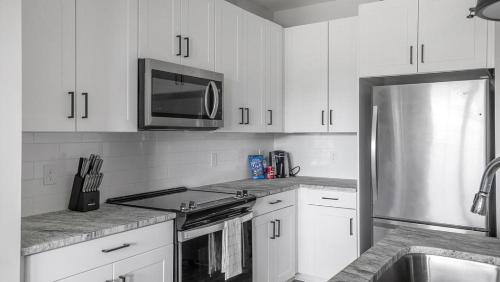 Landing at Laurel at Dry Creek - 2 Bedrooms in Huntsville in Huntsville, USA