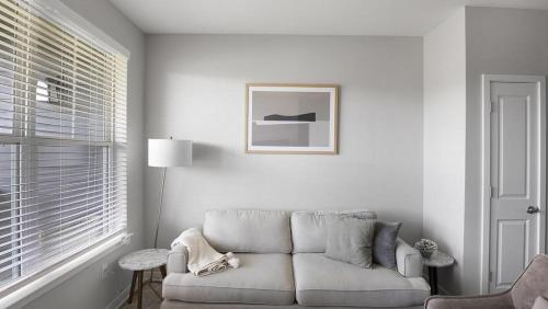 Landing at Laurel at Dry Creek - 2 Bedrooms in Huntsville in Huntsville, USA