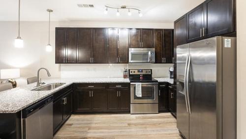 Landing at Simmons Park - 1 Bedroom in Cainhoy in Charleston, USA