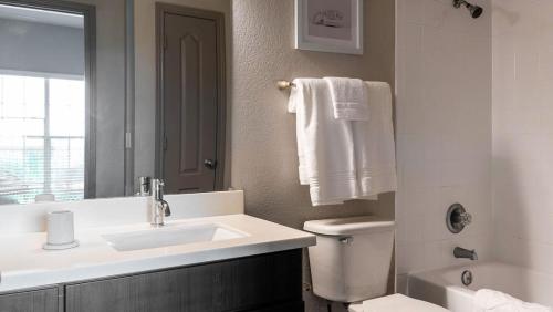 Landing at Lakeline Parmer Lane - 1 Bedroom in Avery Ranch Lakeline in Austin, USA