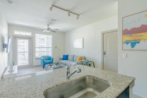 Landing at The Grayson - 1 Bedroom in Cypressdale in Spring, USA