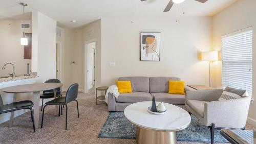 Landing at Mission Hill - 2 Bedrooms in Downtown New Braunfels in New Braunfels, USA