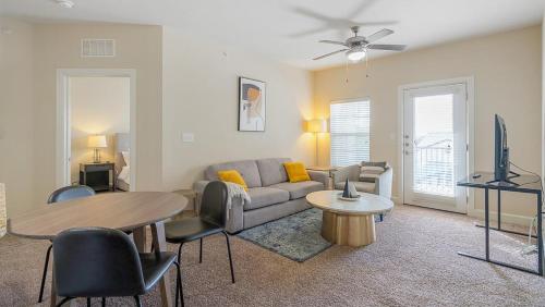 Landing at Mission Hill - 2 Bedrooms in Downtown New Braunfels in New Braunfels, USA