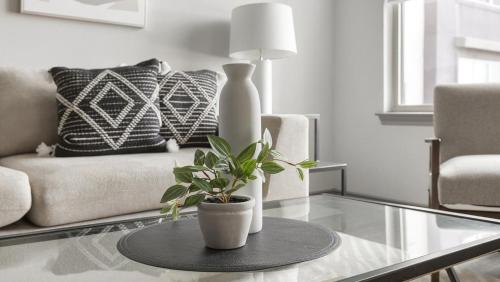 Landing at Bottle House on Main - 1 Bedroom in Fort Worth in Fort Worth, USA