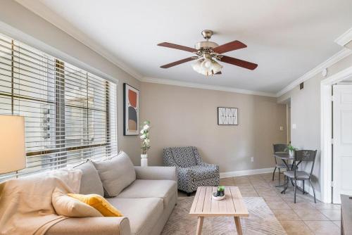 Landing at The Hive - 1 Bedroom in Mid City North in Baton Rouge, USA