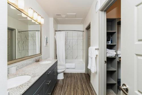 Landing at The Green at Plum Creek - 1 Bedroom in Kyle in Kyle, USA