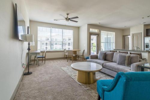 Landing at The Grayson - 2 Bedrooms in Cypressdale in Spring, USA