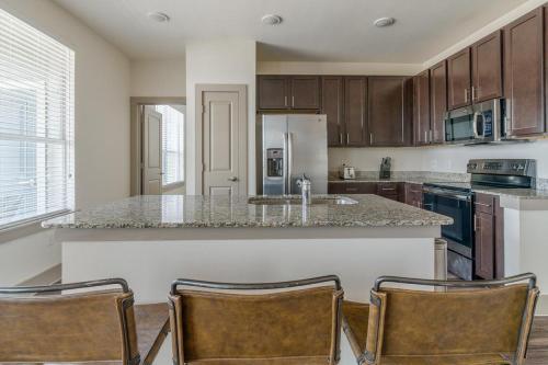 Landing at The Grayson - 2 Bedrooms in Cypressdale in Spring, USA