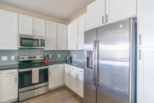 Landing at Enclave at Woodland Lakes - 1 Bedroom in The Woodlands in Conroe, USA