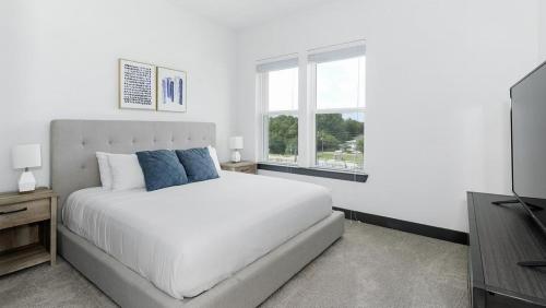 Landing at The Jack on Beach - 1 Bedroom in Baymeadows in Jacksonville, USA