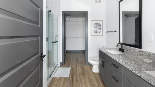 Landing at The Jack on Beach - 1 Bedroom in Baymeadows in Jacksonville, USA