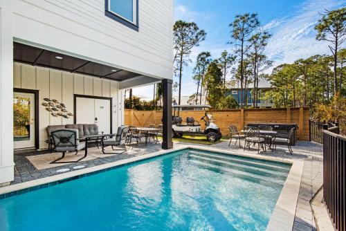 Brand New Luxury Home Golf Cart Nature Views in Destin, USA