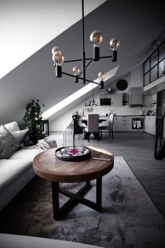 Chic Industrial Loft in Stockholm, Stockholm (photo 3)