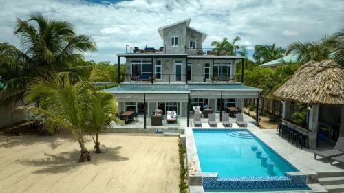 Instalaciones, Conmigo Villas - 6 Bedroom Beachfront with Pool in Maya Beach