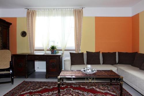 One-Bedroom Apartment with Fireplace image 4