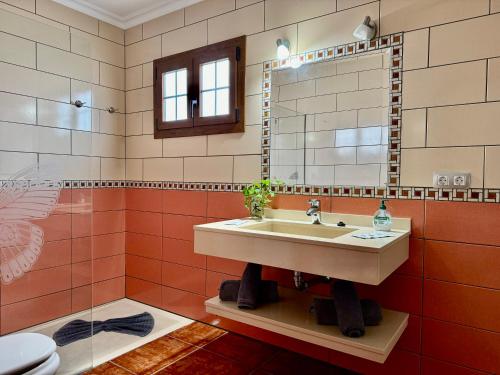 Casa Guanapay by Vulcano Homes in Teguise