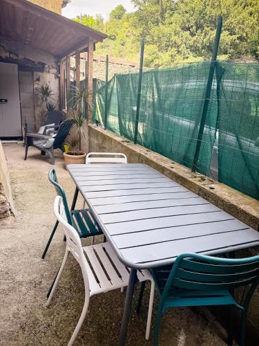 Facilities, DREAM HOLIDAY 26 - Charmant T2 4 Pers 38m2 Terrasse de 14m2- Clim, Wifi, Parking - Sur RN7 au calme  in Livron-sur-Drome