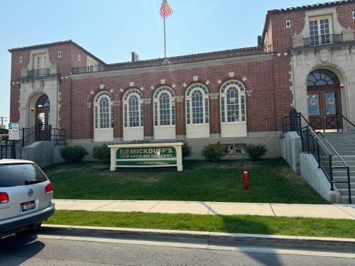 Mayor's Lake and Ski Suite in Sandpoint (ID)