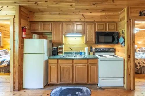 2 bedrooms, 3 beds