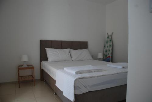 Vega Aparts Room Type - One-Bedroom Apartment
