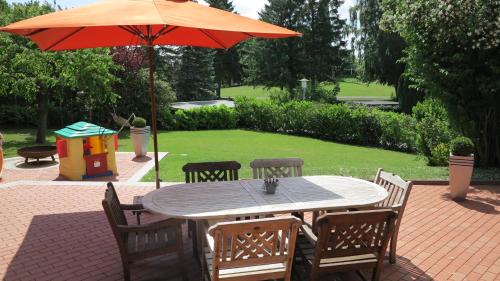 Holiday Home image 2