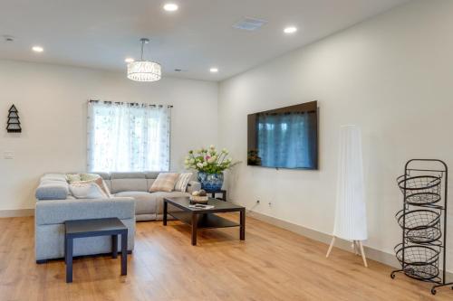 1 Mi to Downtown New Albany Home with Yard in New Albany, USA