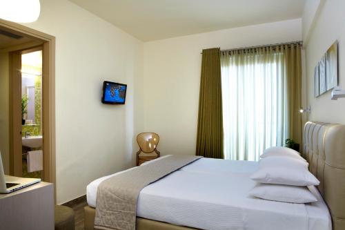 Mouikis Hotel Kefalonia - image 8