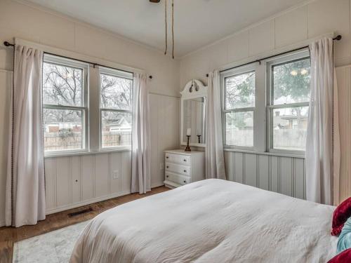 Crafty Casita in Gatewood - 3 bed 2 bath charming historic home in Oklahoma City, USA