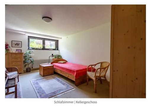 Cozy basement guest room in quietness in Hannover, Deutschland