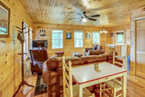 Pet-Friendly Byrdstown Cabin with Fire Pit and Porch! in Frogue, USA