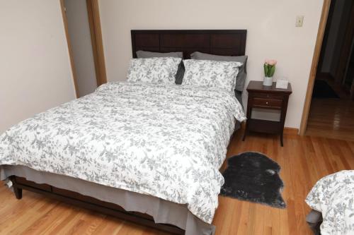 sameena naveed vacation home in Niagara Falls, USA