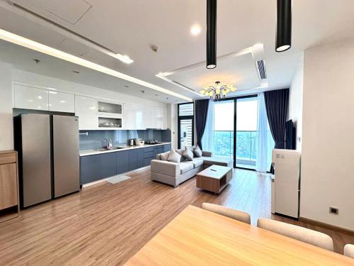 Three-Bedroom Apartment image 10