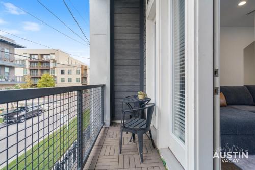 Urban Oasis 1 Mile from UT plus Garage and Rooftop in Austin, USA