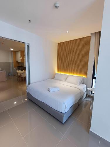 The Shore Cozy Suite in CBD The Shore Cozy Suite in CBD