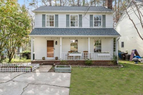 Live Easy on Lassiter in Durham, USA