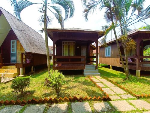 Marang Guest House by RVH Marang Guest House by RVH