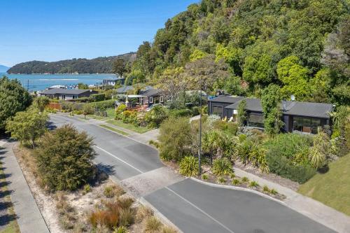 Bach 7 by The Sea - Spa Pool and Views in มาราฮัว